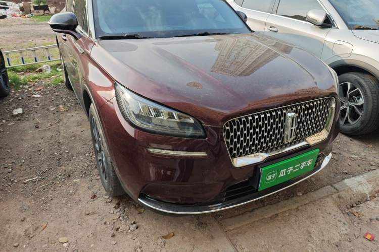 Used Lincoln Corsair 2021 2.0T Two-Wheel Drive Deluxe Edition Right Front Headlight