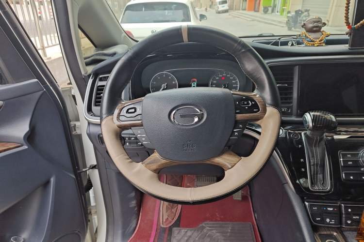 Used GAC Trumpchi M8 2019 320T Ultimate Edition Steering Wheel