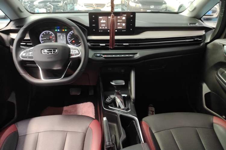 Used Geely Auto Vision X3 2021 PRO 1.5L CVT Deluxe Model
