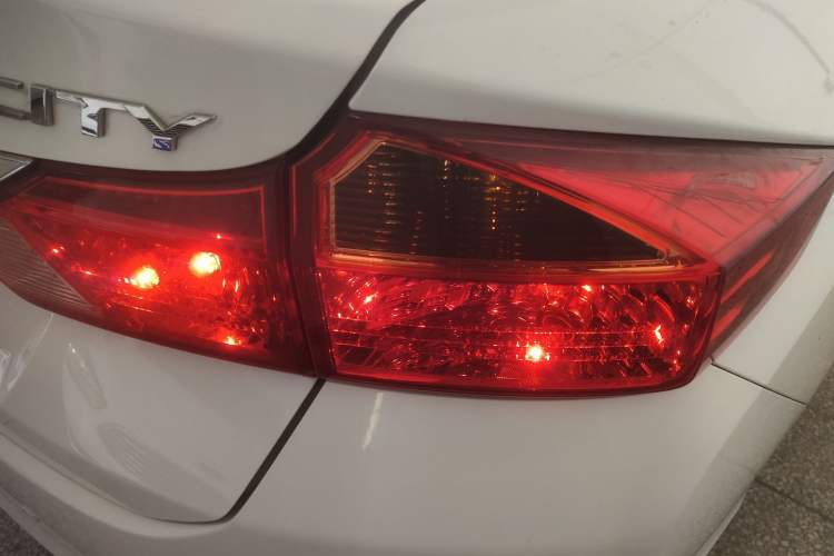 Used Honda City 2015 1.5L CVT Comfort Version