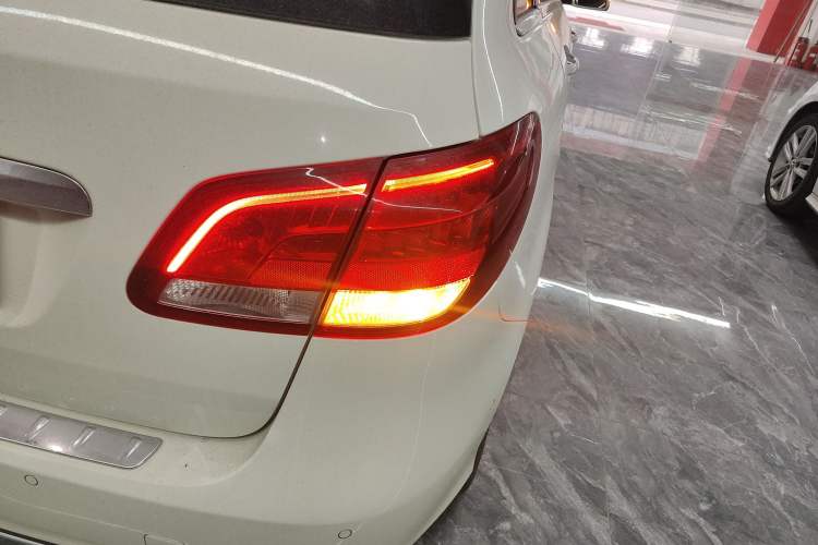 Used Mercedes-Benz B-Class 2018 B 200 Sport Edition