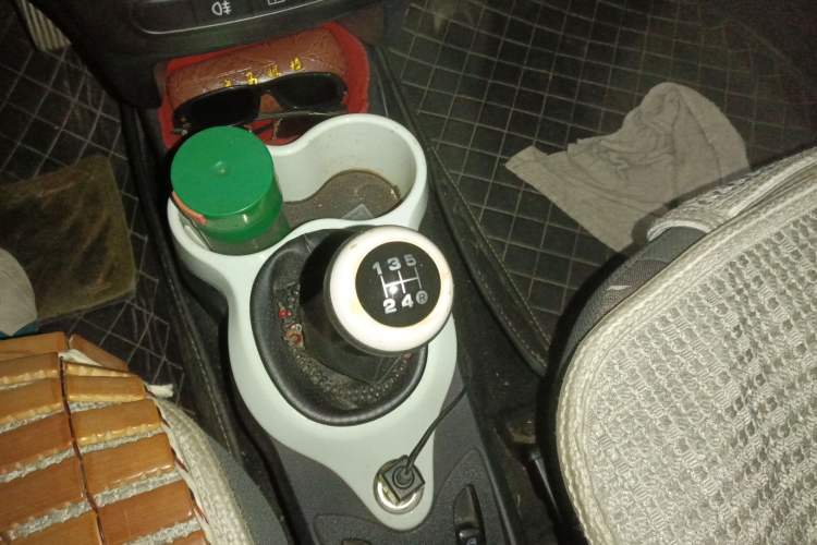 Used Chery QQ 2013 1.0L Manual Happy Edition