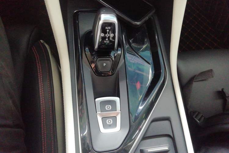 Used Lynk & Co 02 2018 1.5T DCT Two-Wheel Drive Zhaopu Version China V Standard
