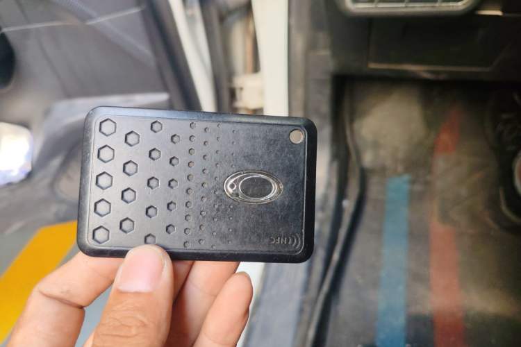 Used ORA iQ 2018 Smart Connectivity Model