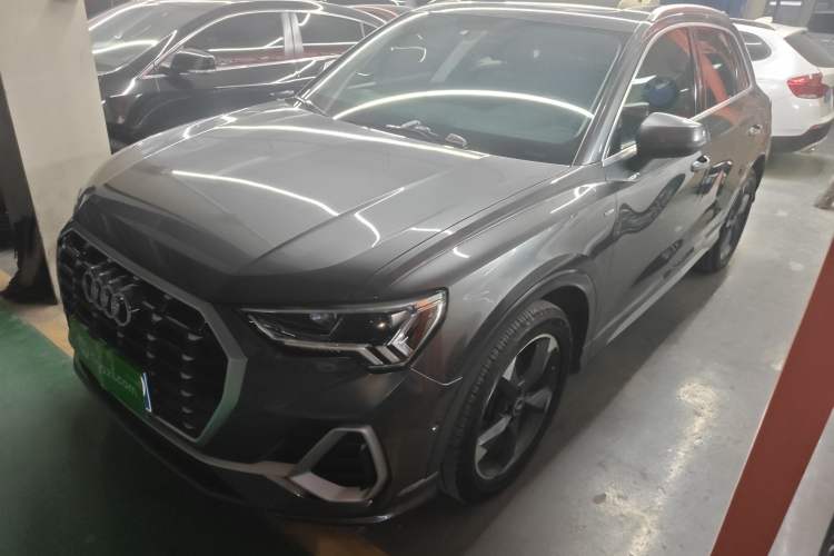 Used Audi Q3 2021 35 TFSI Fashion Dynamic Model