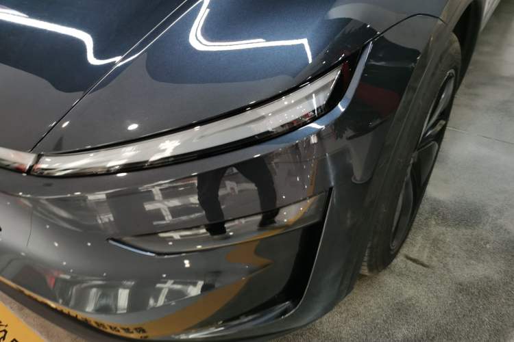 Used Tesla Model Y 2025 Rear-Wheel-Drive Version
