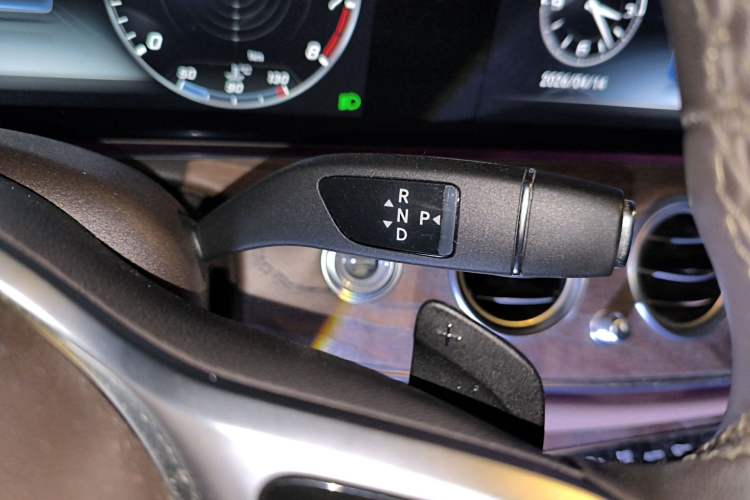 Used Mercedes-Benz E-Class 2020 Facelift E 260 L Gear Lever