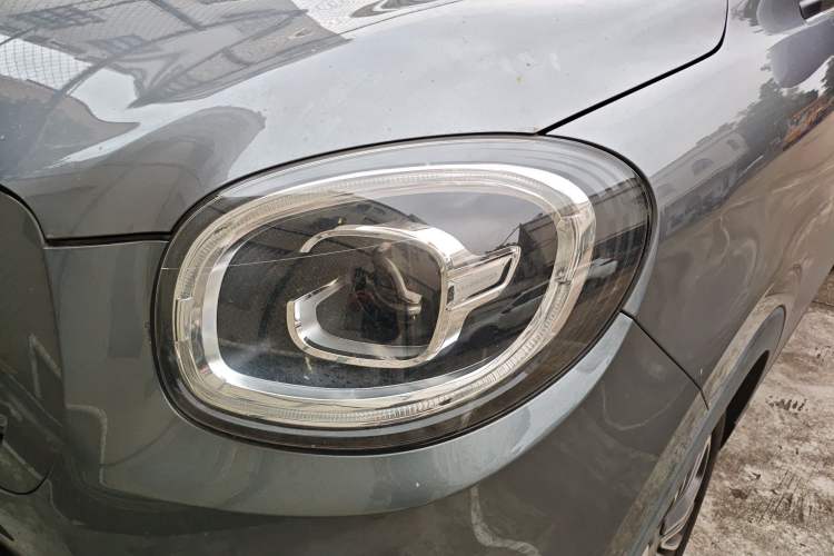 Used Leapmotor T03 2021 400 Lite Edition - Lithium-Ion Battery Left Front Headlight