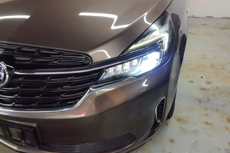 Used Buick GL8 2021 Land Cruiser Executive Class 652T Comfort Model