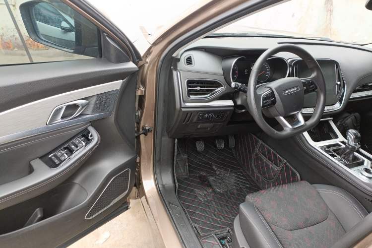 Used JETOUR X70 2020 1.5T Manual Comfort Edition 6 Seats