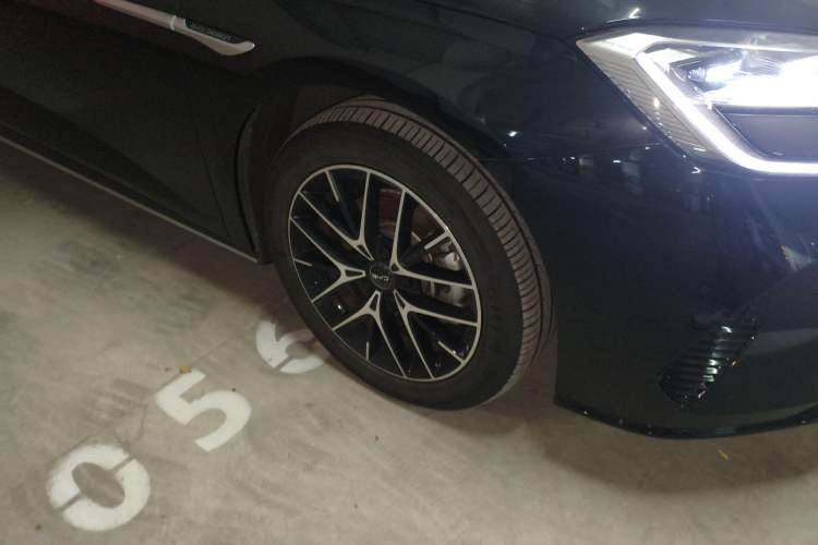 Used BYD Seal 2023 DM-i 1.5T 121km Prestige Model
