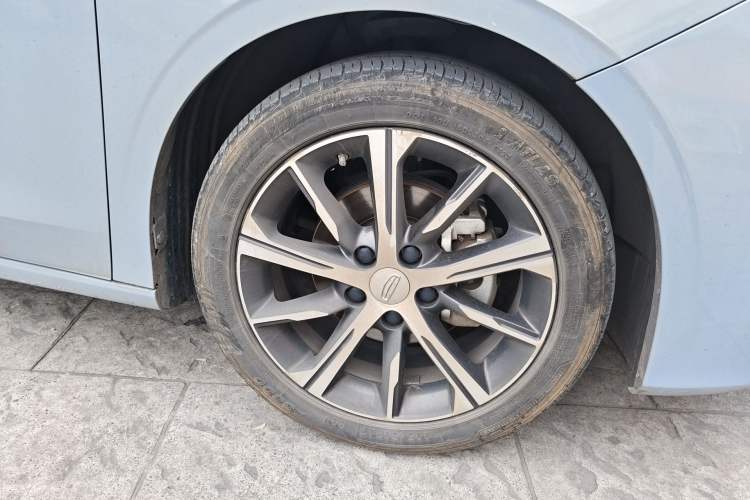 Used Geely Auto Emgrand 2023 4th Generation Champion Edition 1.5L CVT Prestige Model