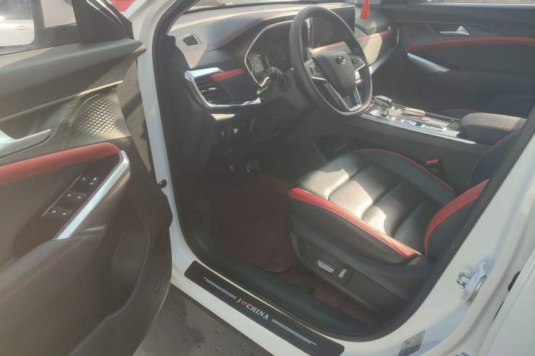 Used SOL X8 2021 300T DCT Luxury Smart Connect Edition 5 Seats
