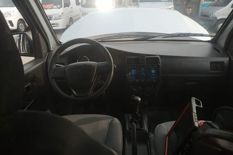 Used Wuling Rongguang 2021 1.5L Extended Standard-Size Enclosed Window Vehicle Power-Assist Version 2 Seats L3C
