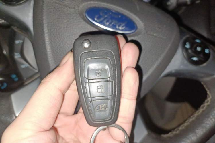 Used Ford Tourneo Custom 2017 2.0T Automatic Elite Version
