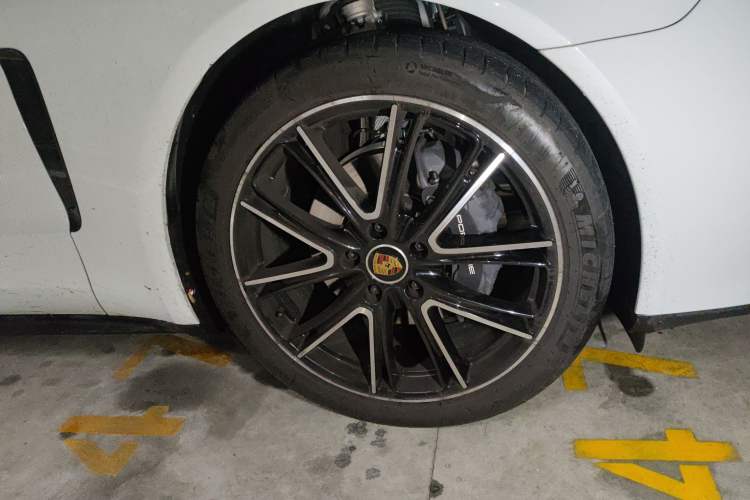 Used Porsche Panamera 2023 Facelifted Panamera 2.9T Platinum Edition