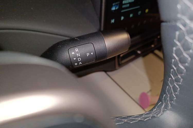 Used Li Auto MEGA 2025 Home Family Special Edition
