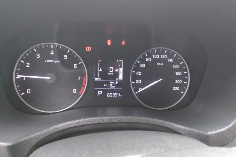 Used Hyundai ix25 2015 1.6L Automatic Two-Wheel Drive Smart GLS Trim
