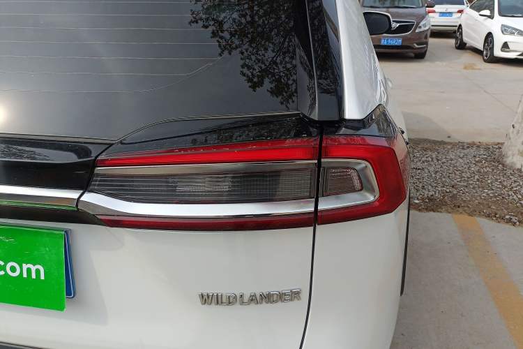 Used Toyota Wildlander 2022 2.0L CVT Two-Wheel Drive Luxury PLUS Edition
