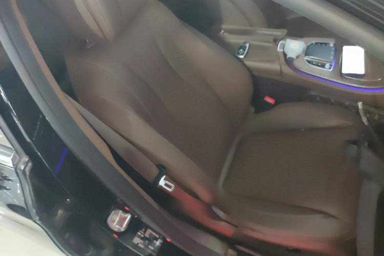 Used Mercedes-Benz E-Class 2023 Updated E 300 L Luxury Edition
