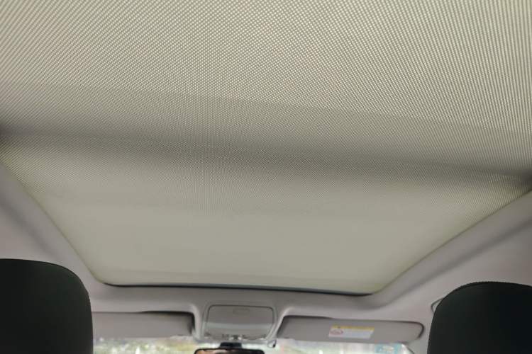 Used Volkswagen Tiguan 2015 1.8TSI Automatic Two-Wheel Drive Luxury Model Headliner