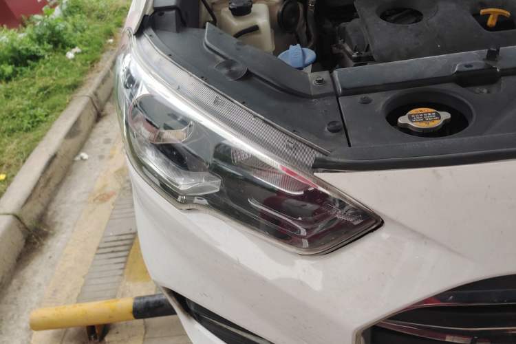 Used Hyundai ix35 2018 2.0L Automatic 2WD Zhiyong·Changxiang Edition Right Front Headlight
