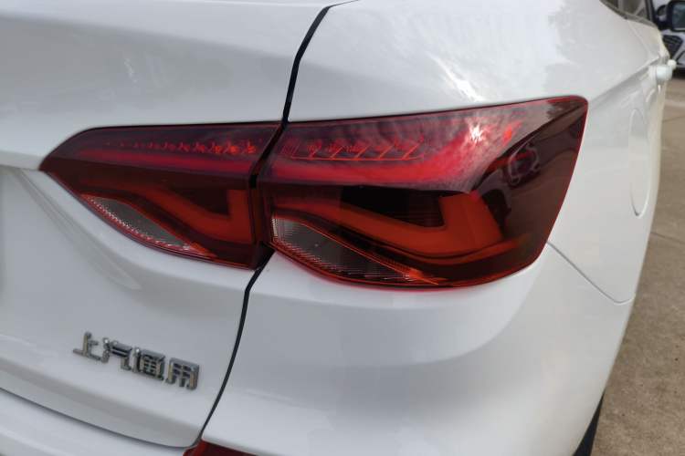 Used Chevrolet Monza 2022 320 Automatic Enjoyment Sunroof Version Right Rear Taillight