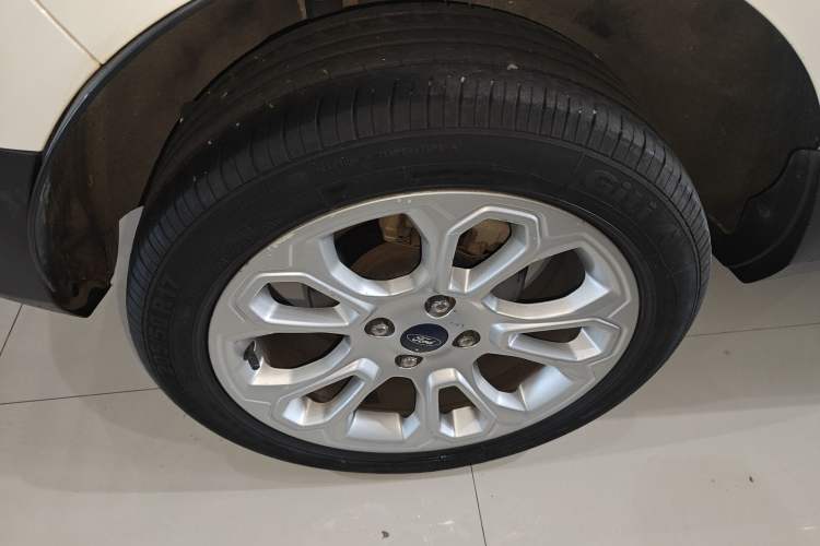 Used Ford EcoSport 2018 1.5L Automatic Platinum Wing Model
