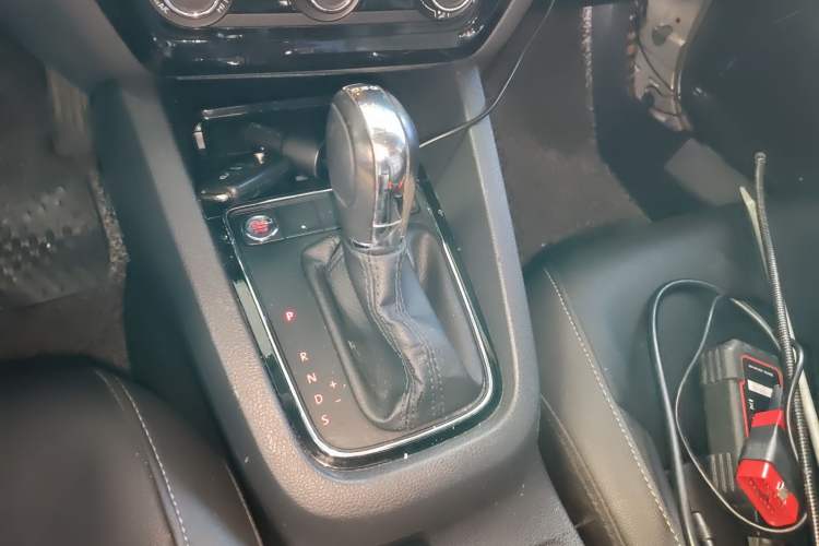 Used Volkswagen Sagitar 2017 230TSI Automatic Comfort Version