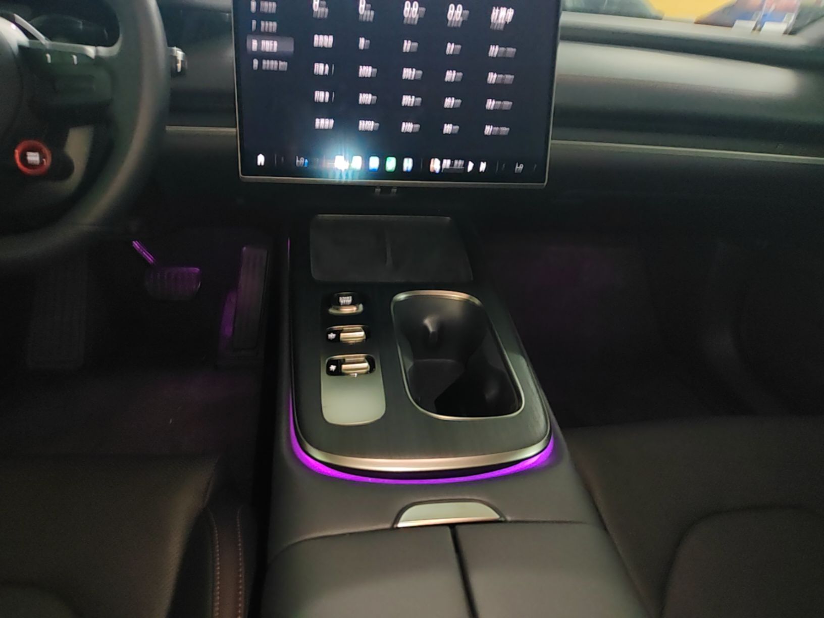 Xiaomi Auto SU7 2024 Rear-Drive Standard Founder Edition — снимка 15