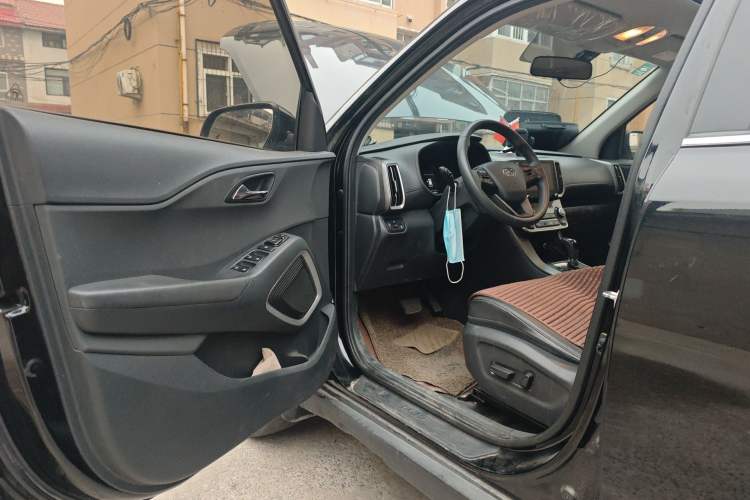 Used Hyundai ix35 2019 2.0L Automatic 2WD Zhiyong·Changxiang Edition China V Standard Driver Seat