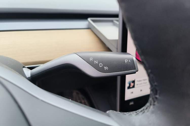 Used Tesla Model Y 2021 Standard Range Rear-Wheel Drive Version
