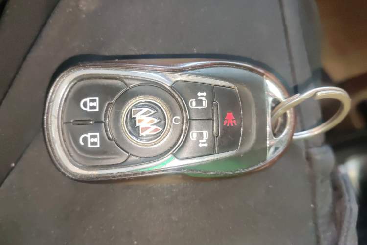 Used Buick GL8 2020 ES Land Cruiser 653T Luxury Edition
