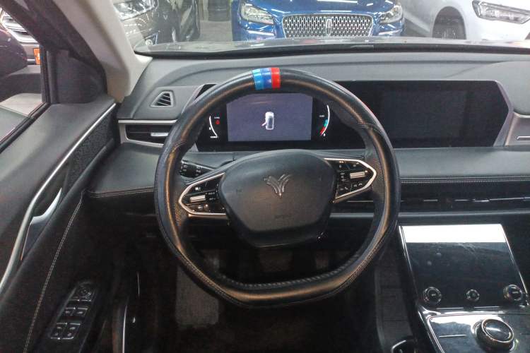 Used NETA U 2023 NETA U-Ⅱ 400 U Show Edition – Lithium Iron Phosphate
