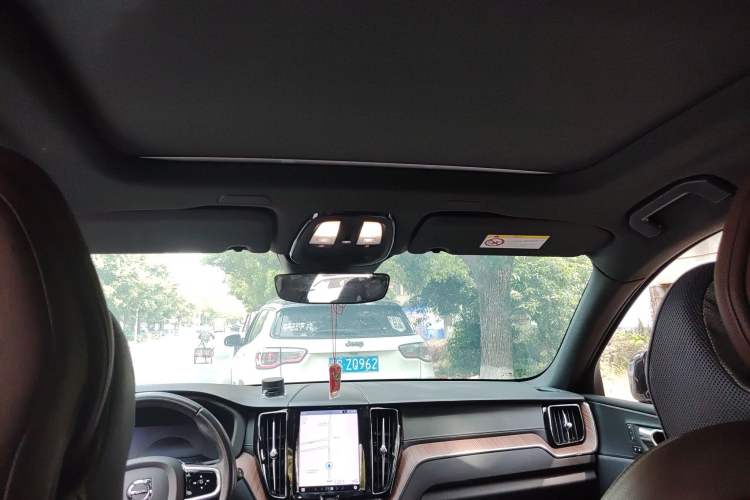 Used Volvo XC60 2022 B5 4x4 Smart Luxury Edition
