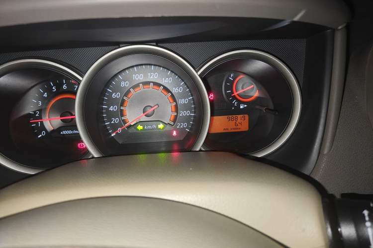 Used Nissan Sylphy 2012 Classic 1.6XE Manual Comfort Edition Odometer Close Up