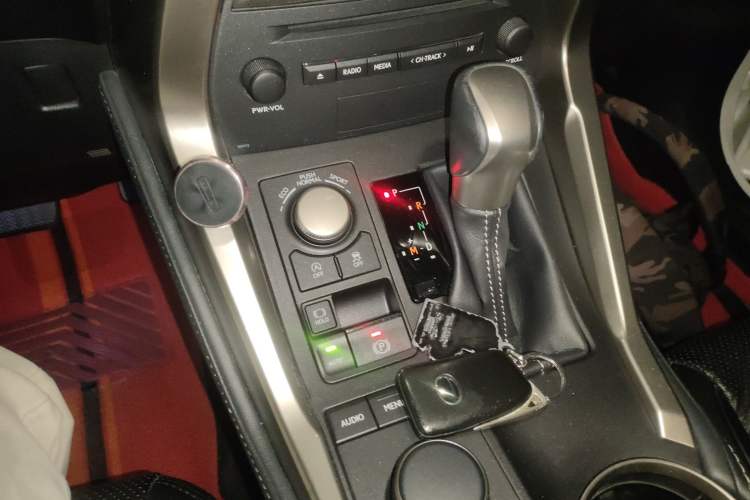 Used Lexus NX 2015 200 Front-Wheel Drive X-Trail SE Edition
