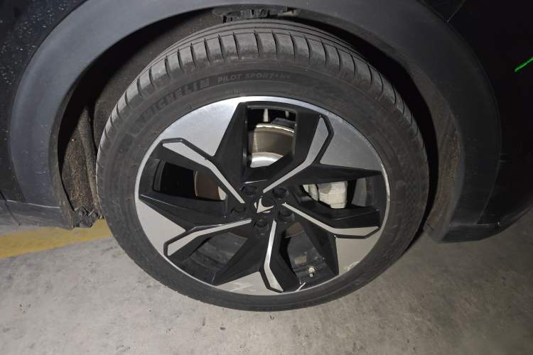 Used ARCFOX Alpha T 2022 653S+ 160kW