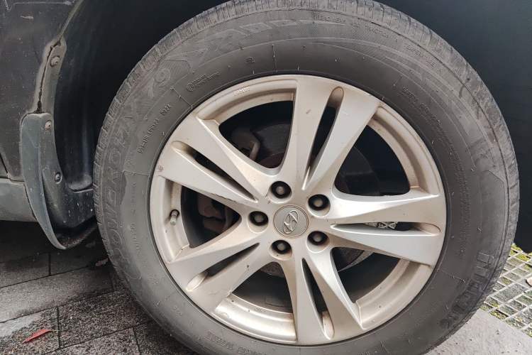 Used Hyundai Santa Fe Classic 2010 2.4 Ultimate Edition 7-Seater Four-Wheel Drive