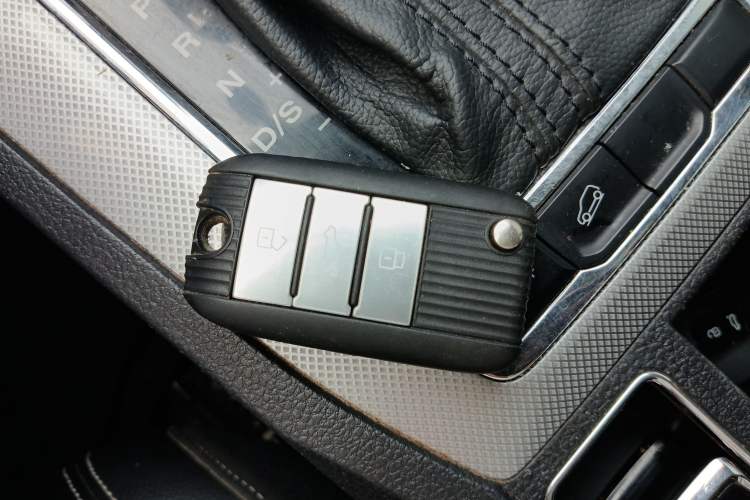 Used Roewe RX5 2018 20T Two-Wheel Drive Automatic Flagship Edition