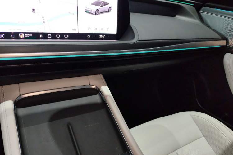 Used XPeng P7 2023 P7i 610 Max Performance Edition
