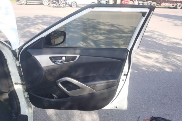 Used Hyundai Veloster 2011 1.6L Automatic Luxury Edition