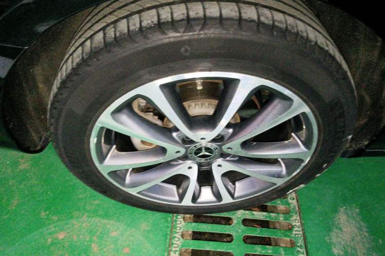 Used Mercedes-Benz E-Class 2019 Facelifted E 300 L Stylish Version
