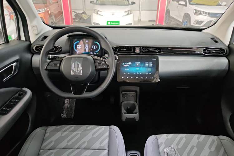 Used Leapmotor T03 2025 310 Comfort Edition Center Console