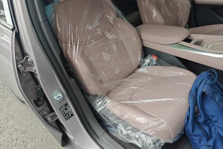 Used XPeng MONA M03 2025 515 Long-Range Plus Right Front Seat