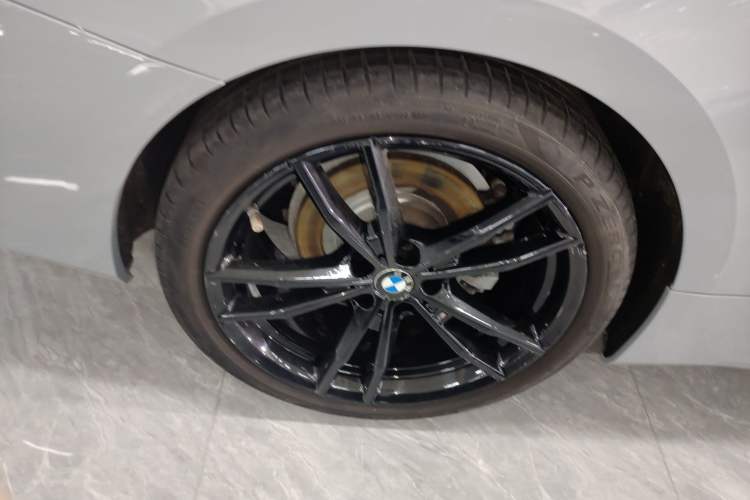 Used BMW 4 Series 2022 Revised 425i M Sport Night Edition Package Right Rear Wheel Hub