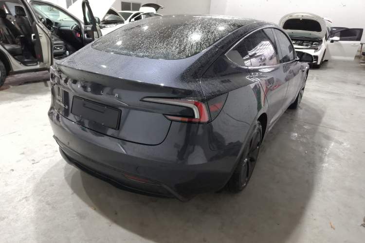 Used Tesla Model 3 2025 Rear-Wheel-Drive Version