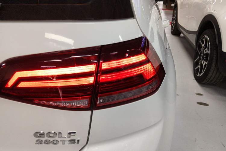 Used Volkswagen Golf 2020 Zhiai Edition 280TSI DSG Comfort Model Exterior 3