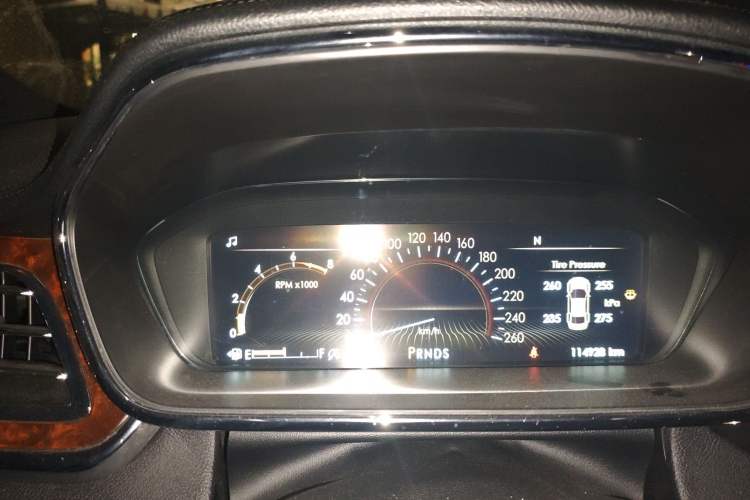 Used Lincoln Continental 2019 2.0T Two-Wheel Drive Prestige Version China VI Standard
