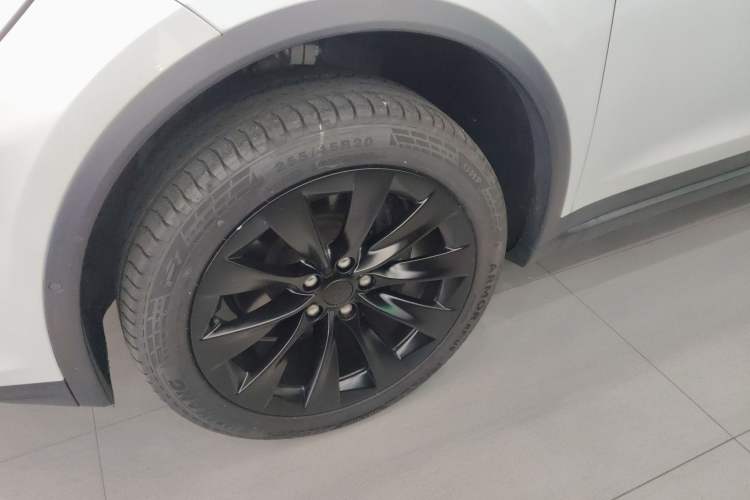 Used Tesla Model X 2019 Long-Range Version
